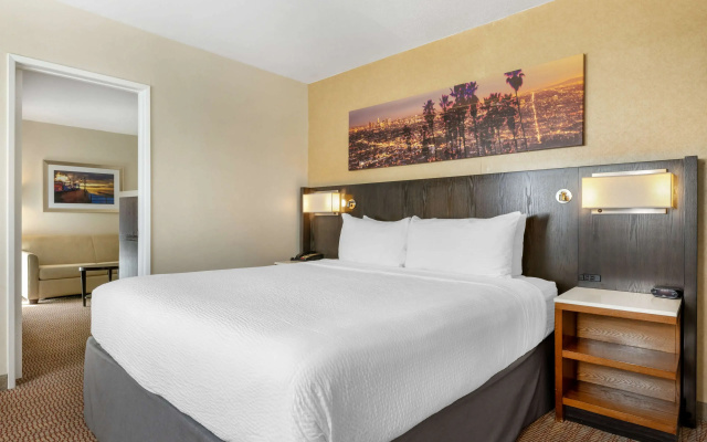 Double Suite