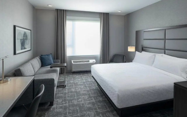 Double Suite with water view