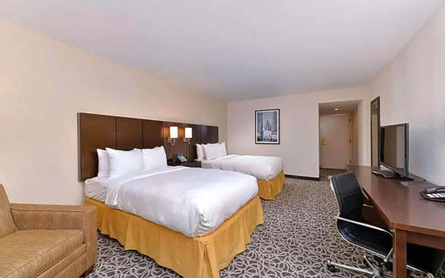 Premium Quadruple room with balcony