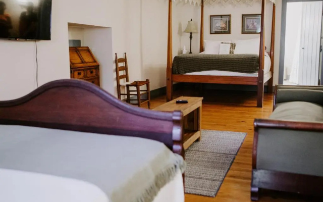 Standard Family room