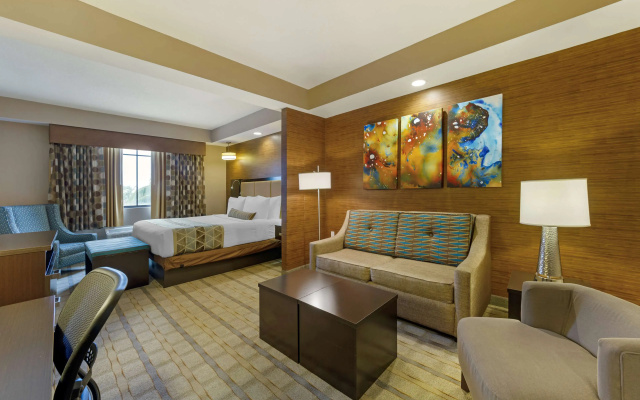 Double Suite