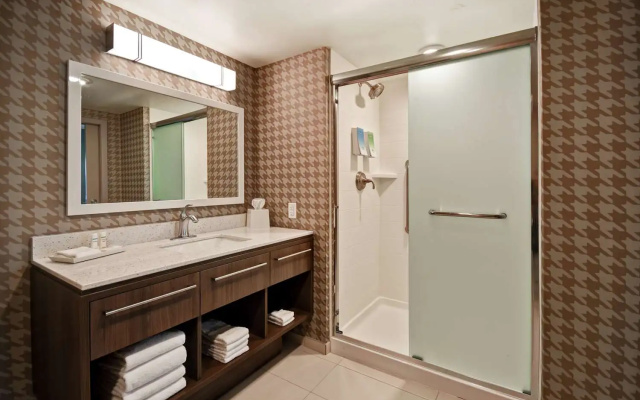 Suite with mountain view