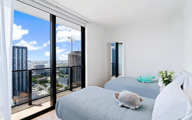 3 Bedrooms Suite with city view