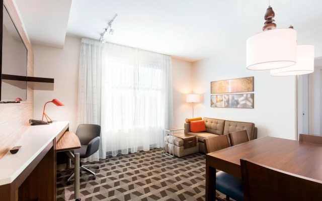 2 Bedrooms Double Suite