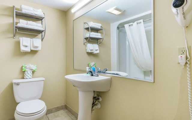 Executive Quadruple Suite oceanfront