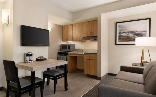 Double Suite