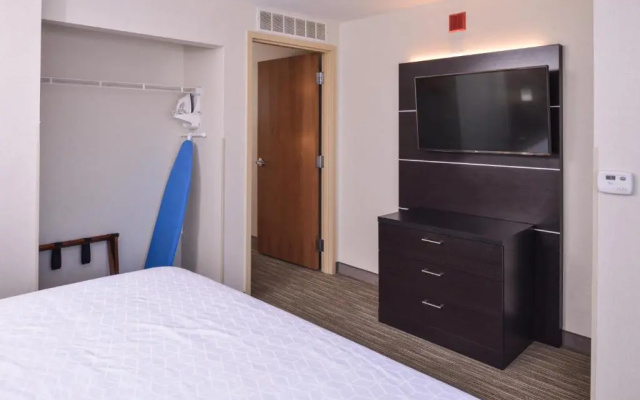 1 Bedroom Double Suite