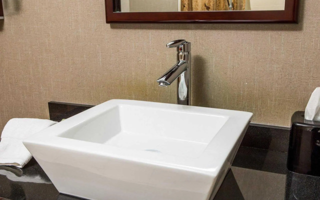 1 Bedroom Double Suite