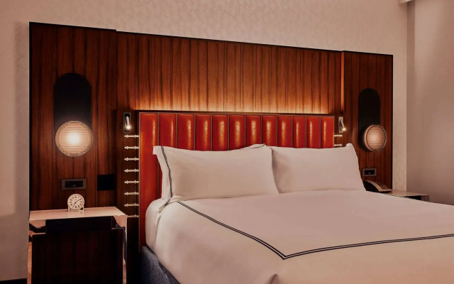 Standard Double room with city view