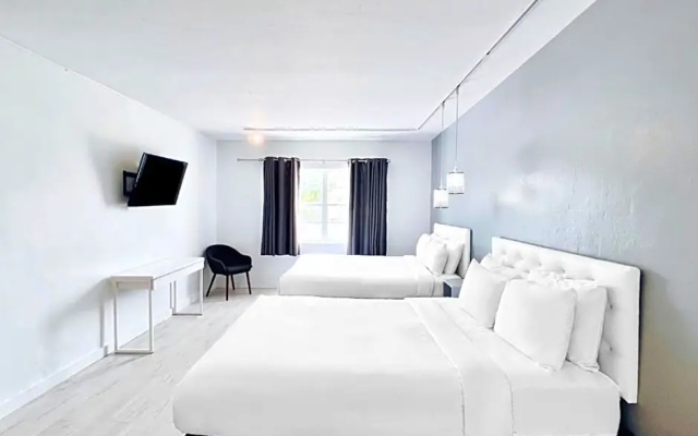 Deluxe Quadruple room