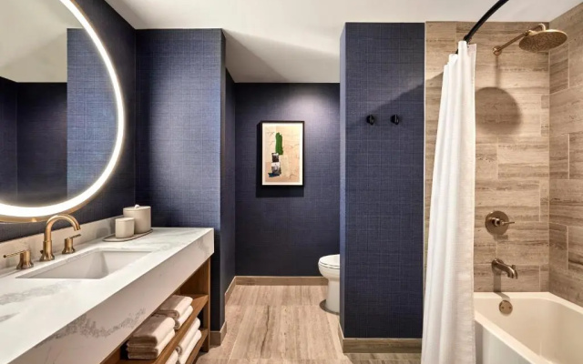 Premier Quadruple room with balcony