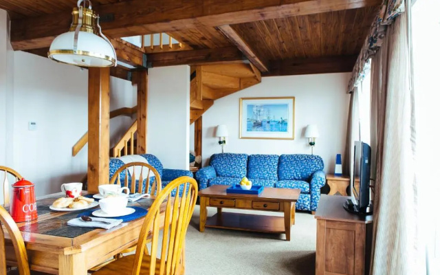 2 Bedrooms Cottage