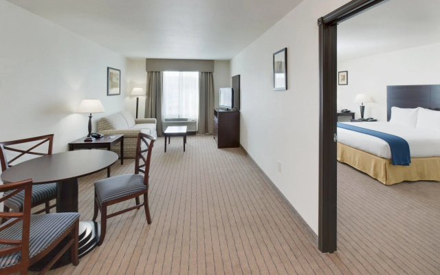 2 Bedrooms Double Suite