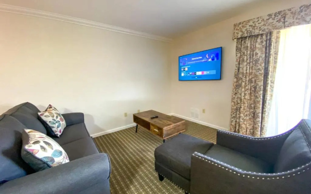Deluxe Double Suite