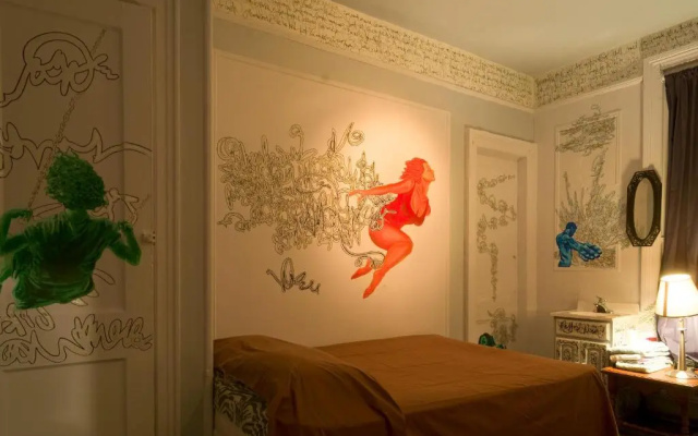 Standard Triple room