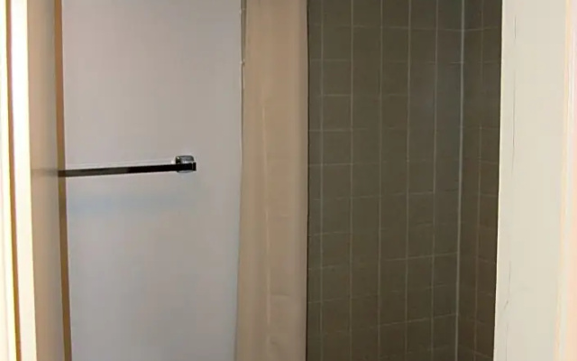 Deluxe Sextuple Suite