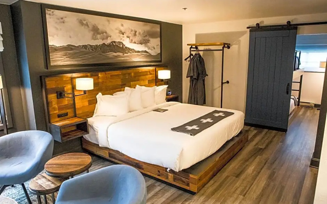 Double Suite