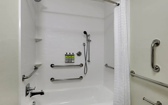 1 Bedroom Double Suite