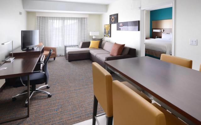 2 Bedrooms Suite