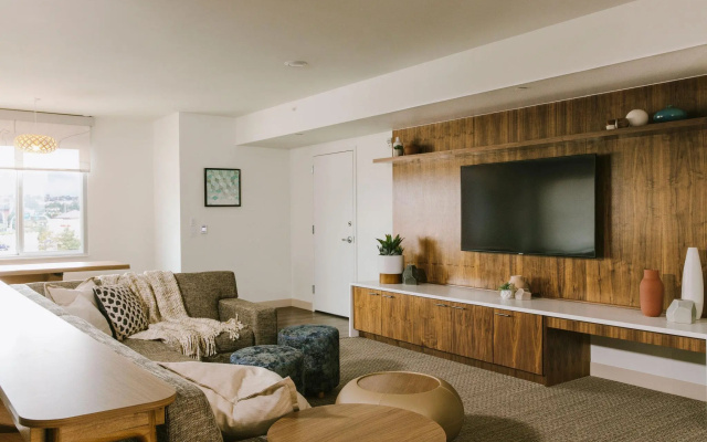 3 Bedrooms Suite