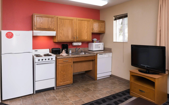 2 Bedrooms Suite