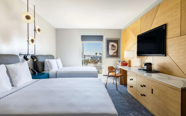 Quadruple room with balcony