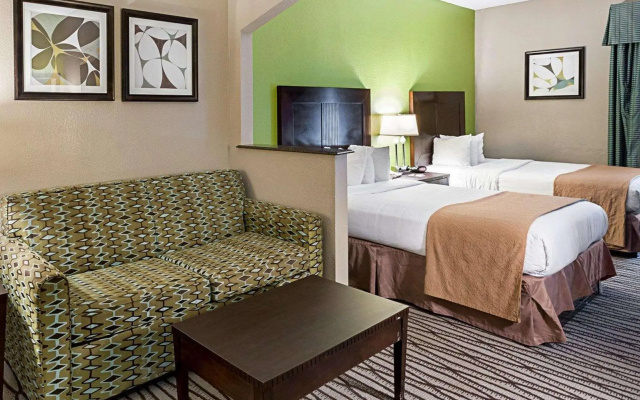 Standard Quadruple room