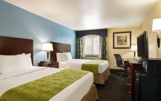 Quadruple room