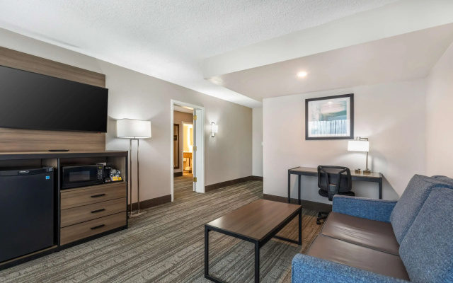 Double Suite