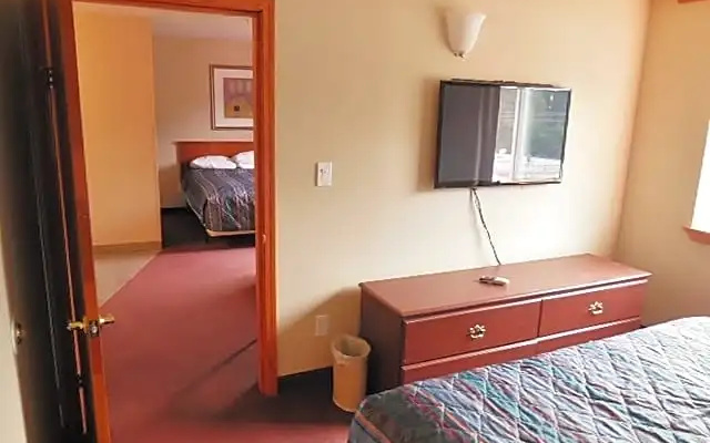 2 Bedrooms Quadruple Suite