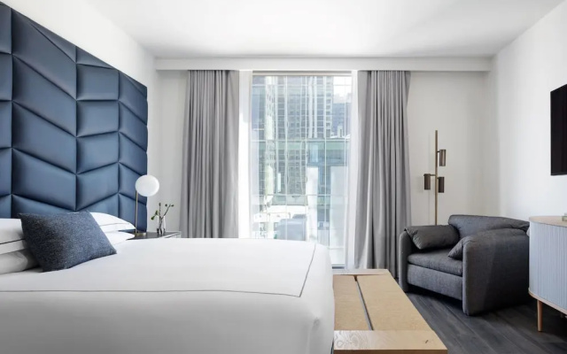 Standard Double room with city view