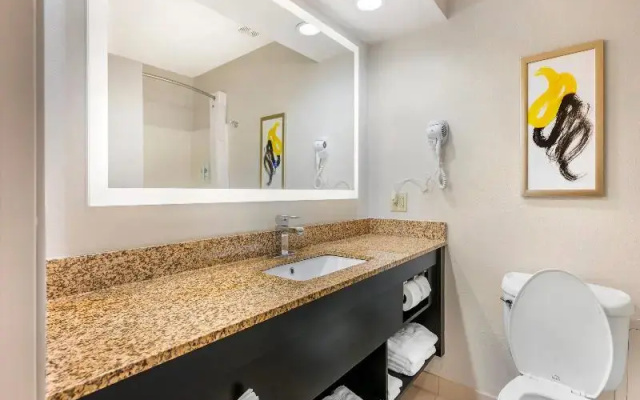 Quadruple Suite