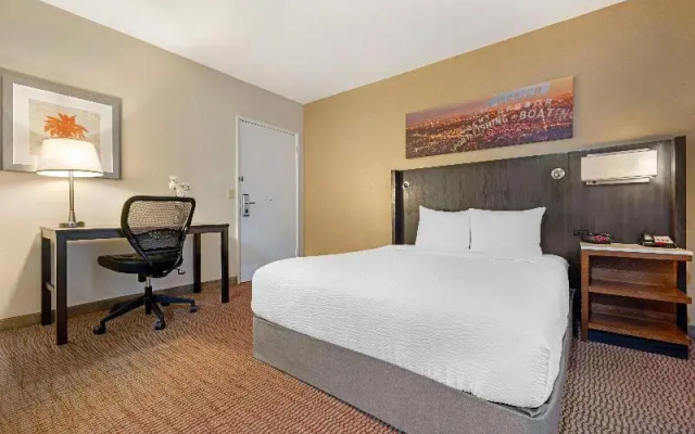 Standard Double room with balcony