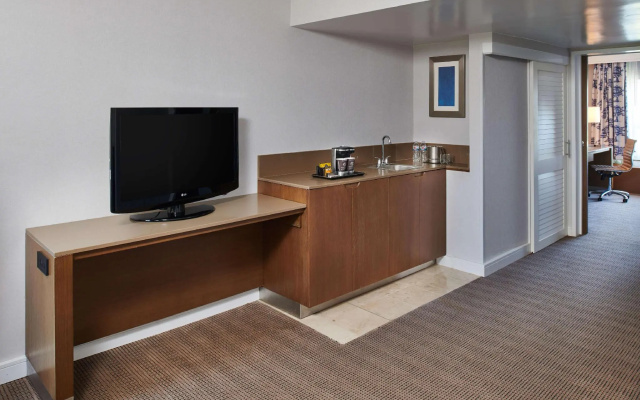 2 Bedrooms Double Suite