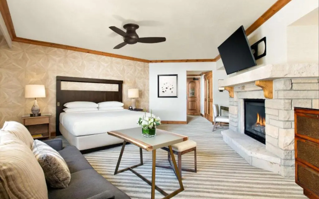 Double Park Junior Suite with Fireplace