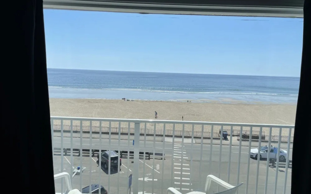 Standard Quadruple room with ocean view