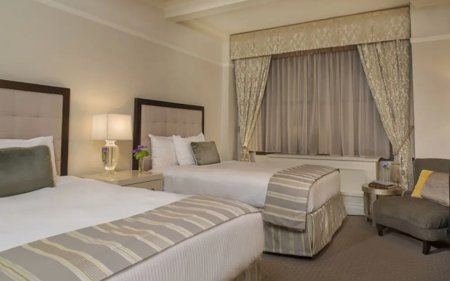 Premier room