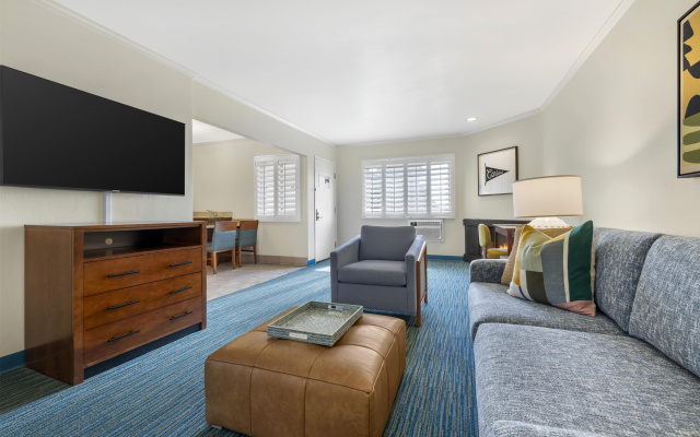 1 Bedroom Double Suite