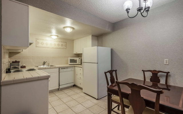 2 Bedrooms Double Apartment