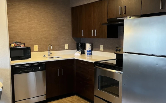 1 Bedroom Suite