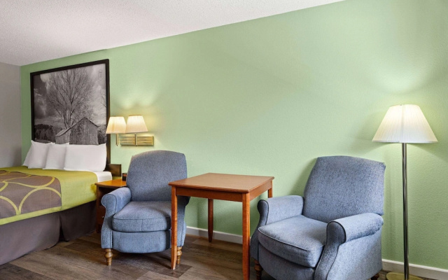 Deluxe Double Suite