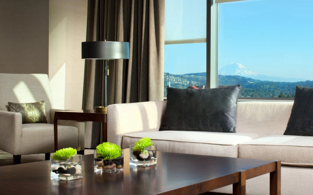 Presidential Double Suite with lake view