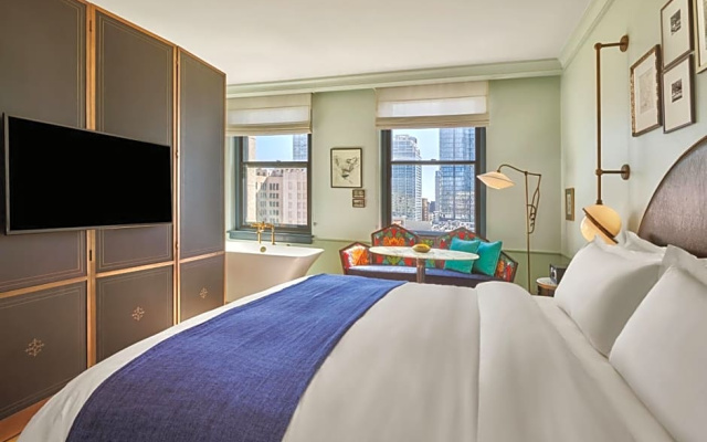 Salon Double room with city view