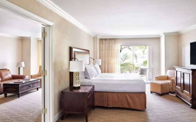 1 Bedroom Executive Double Suite with balcony