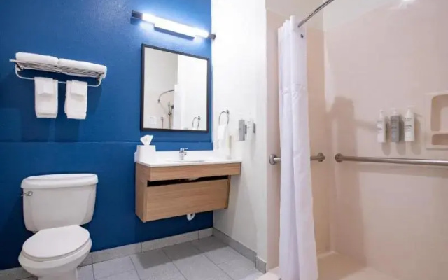 Standard Sextuple room