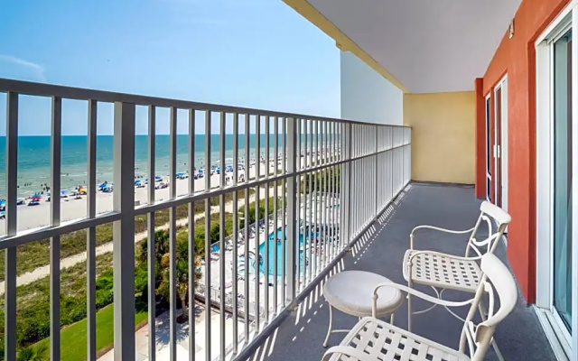 Premier Sextuple Suite oceanfront