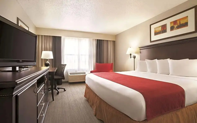 In-Room Whirlpool Double Suite