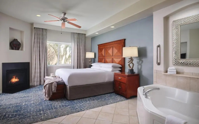 2 Bedrooms Villa with balcony