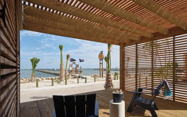 Standard Double room with water view