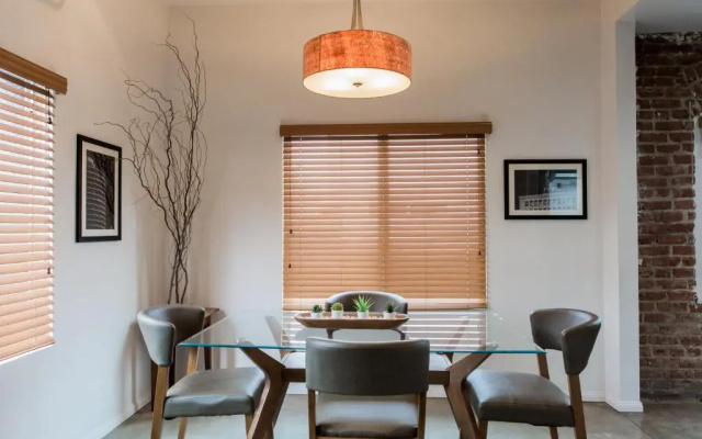 Premier Apartment